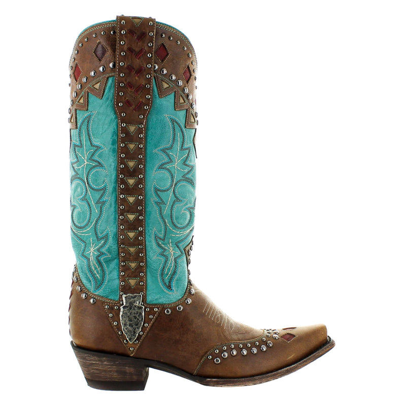 STRAIGHT AS AN ARROW